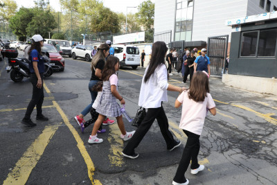 Zabıta ekipleri ilkokul önlerinde denetimlerine başladı
