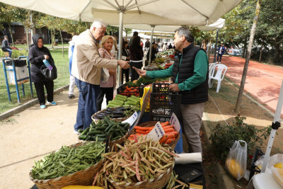Eyüpsultan Belediyesi'nden yerel üreticiyle tam destek