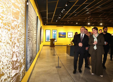 Eyüpsultan'da “Sonsuzluk ve Ötesi” sergisi sanatseverlerle buluştu