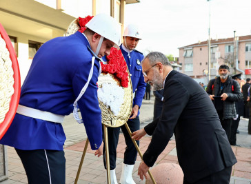 Ulu önder Eyüpsultan'da törenlerle anıldı