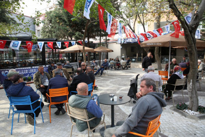 Güzeltepe Emekliler Lokali Hafıza Kafe yoğun ilgi görüyor