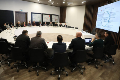 Muhtarlara “Riskli Yapının Dönüşüm Süreci” ile ilgili bilgilendirme toplantısı