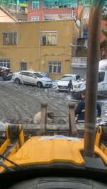 Eyüpsultan Belediyesi Yoğun Kar Yağışına Karşı 7/24 Sahadaydı