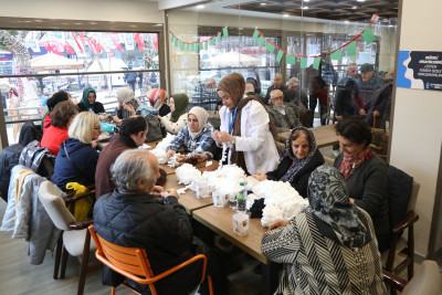 Emekliler Lokali – Hafıza Kafe'de kadınlara yönelik etkinlik