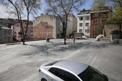 Eyüpsultan'da otopark sorunu çözülüyor: Merkez Mahallesi'ne yeni otopark