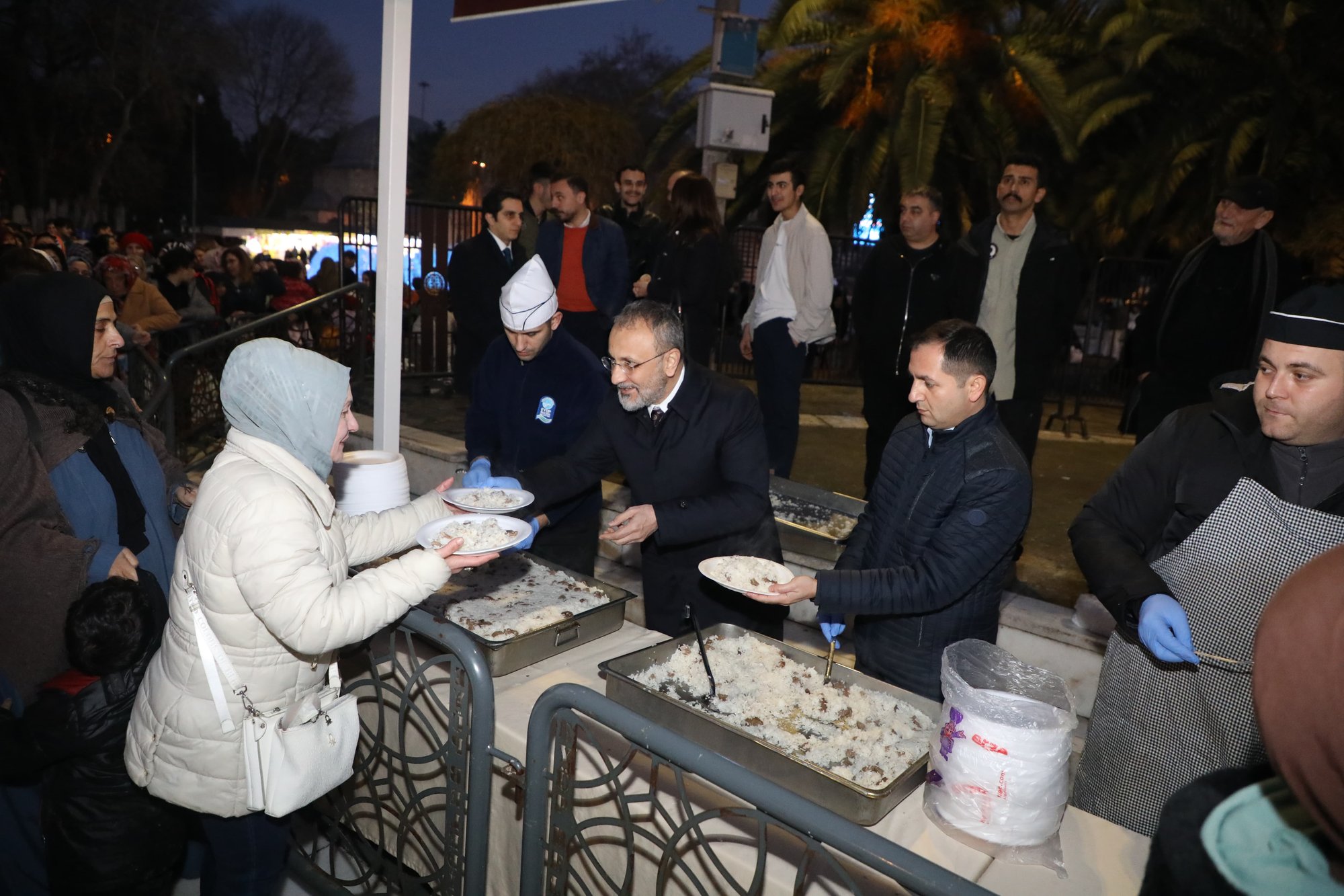 Regaip Kandili Eyüpsultan Camii'nde dualarla idrak edildi