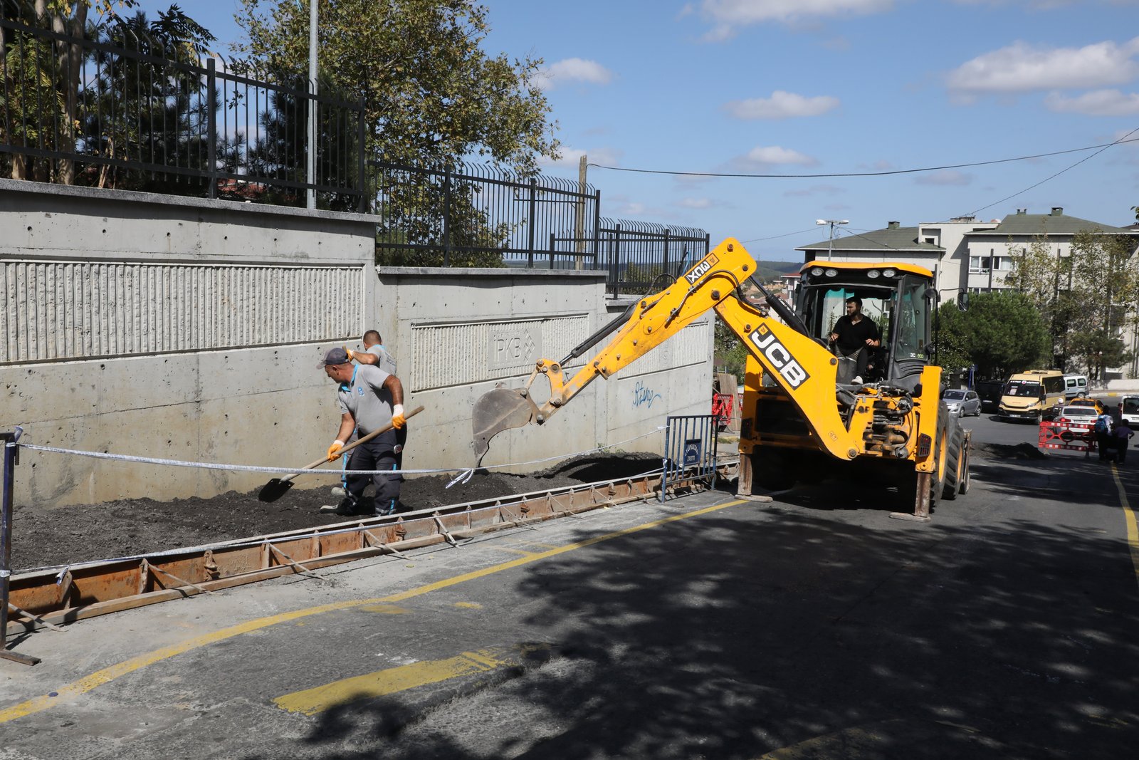 Öğrencilerimizin güvenliği için hizmet üretiyoruz Öğrencilerimizin güvenliği için hizmet üretiyoruz