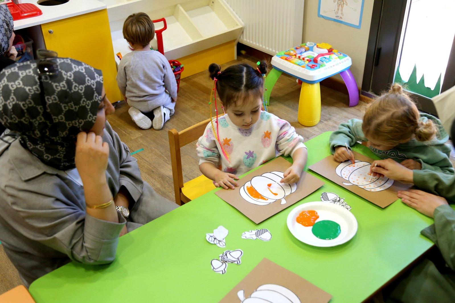 Eyüpsultanlı çocuklar için “Oyun Saati Atölyesi” başladı Eyüpsultanlı çocuklar için “Oyun Saati Atölyesi” başladı