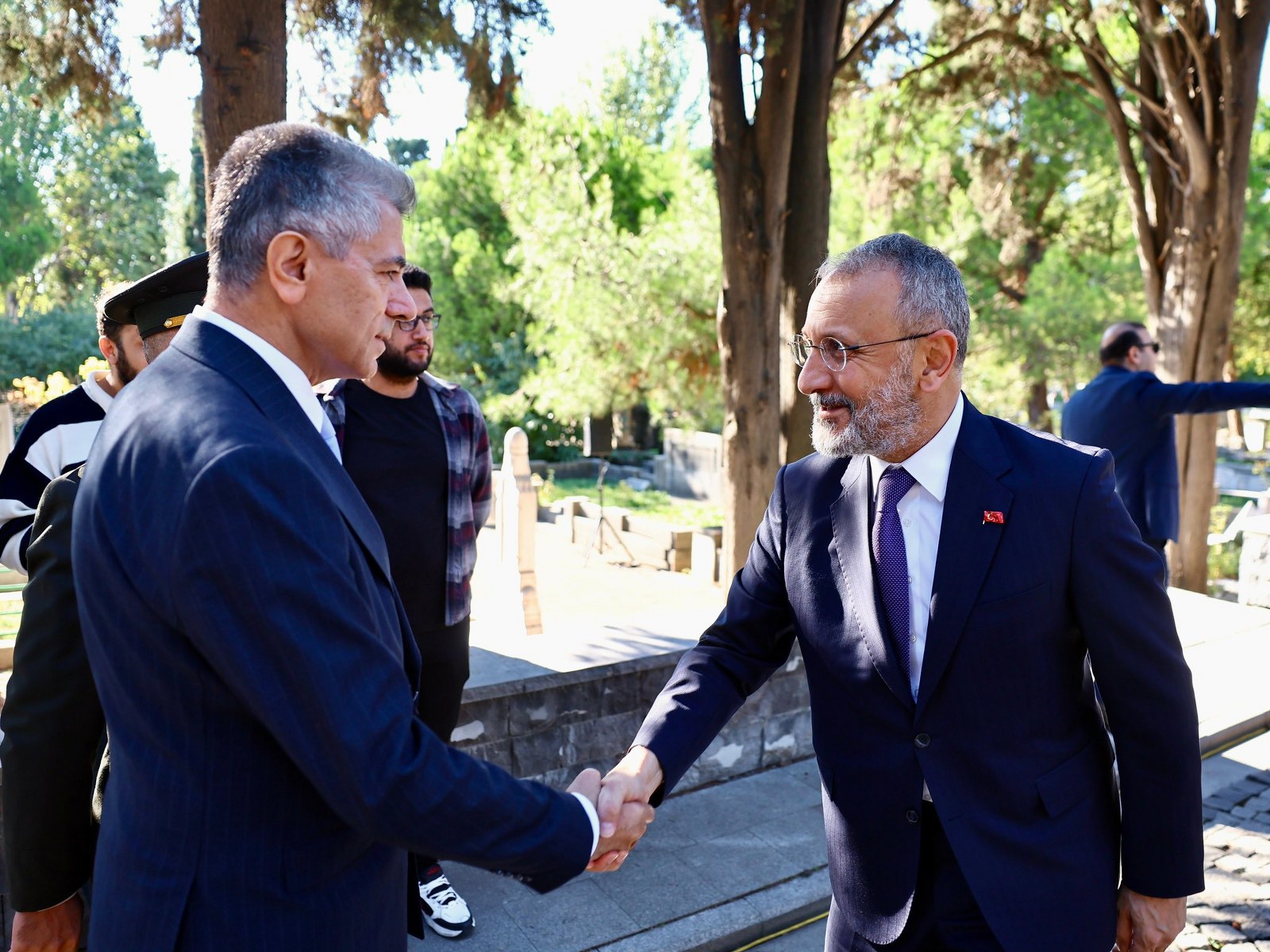 İstanbul'un Kurtuluşunun 102'nci yıl dönümü dualarla anıldı İstanbul'un Kurtuluşunun 102'nci yıl dönümü dualarla anıldı