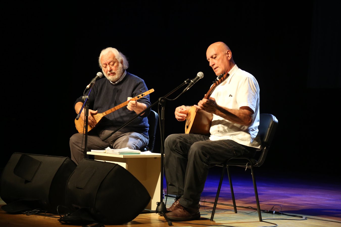 Erkan Oğur ve İsmail Hakkı Demircioğlu Eyüpsultanlılar için söyledi Erkan Oğur ve İsmail Hakkı Demircioğlu Eyüpsultanlılar için söyledi