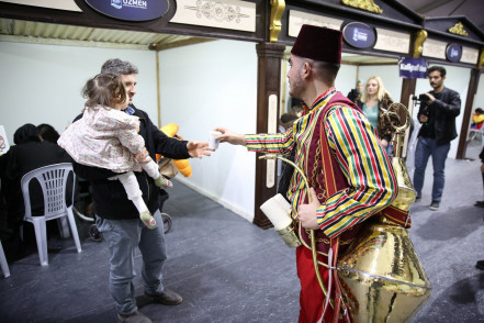 Eyüpsultan'da bir Ramazan geleneği: Osmanlı Şerbeti İkramı