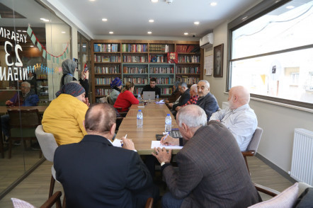 Eyüpsultan'da emeklilere yönelik bilinçlendirme seminerleri sürüyor