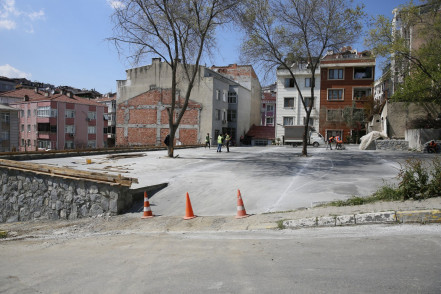 ​​​​​​​Eyüpsultan'da otopark sorunu çözülüyor: Merkez Mahallesi'ne yeni otopark