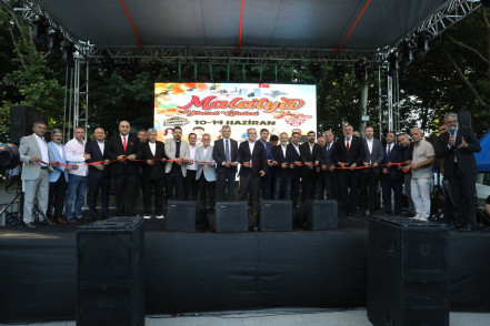 Başkan Özmen “Malatya Günleri”nin açılışını yaptı