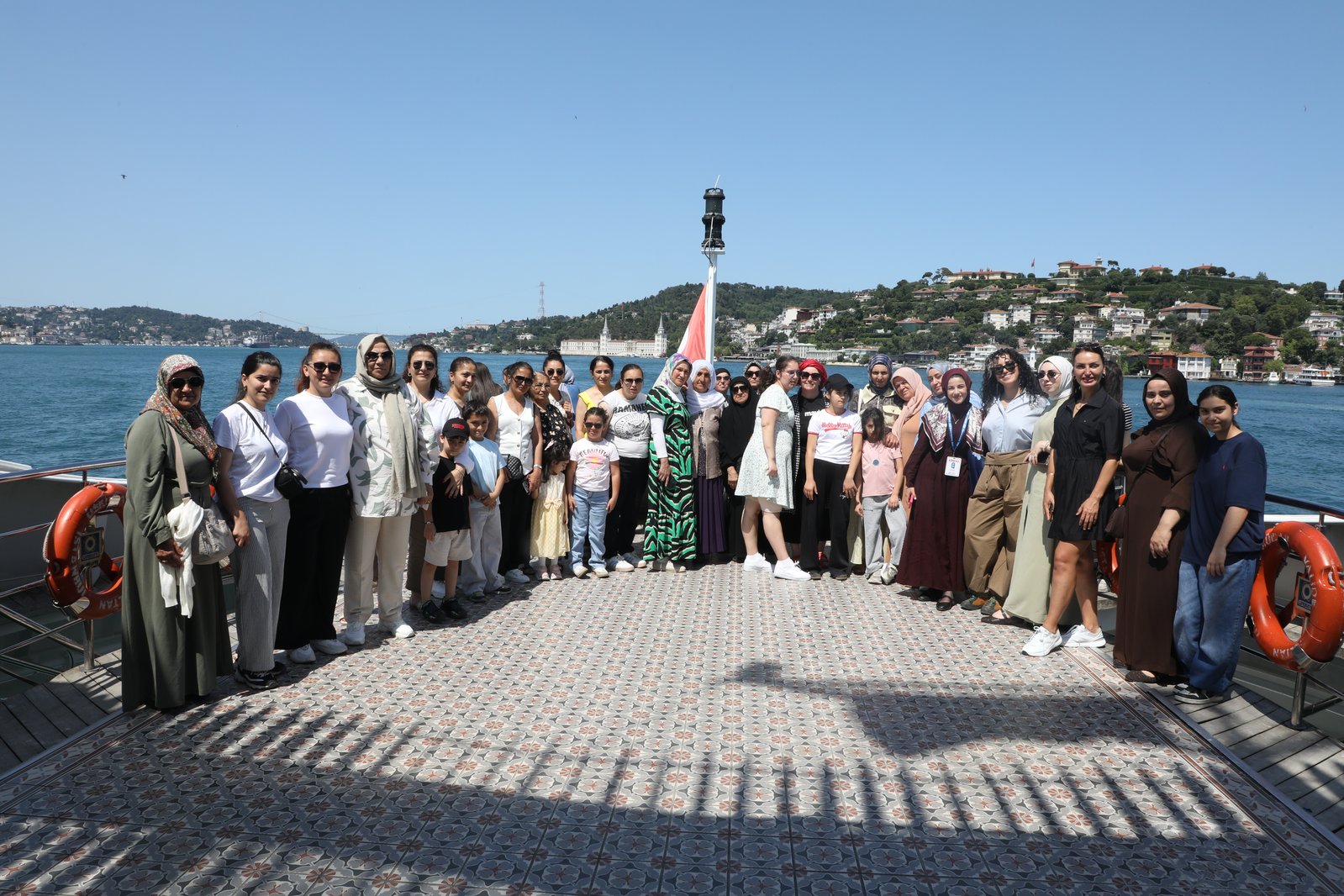 Eyüpsultanlı kadınlara boğaz gezisi Eyüpsultanlı kadınlara boğaz gezisi