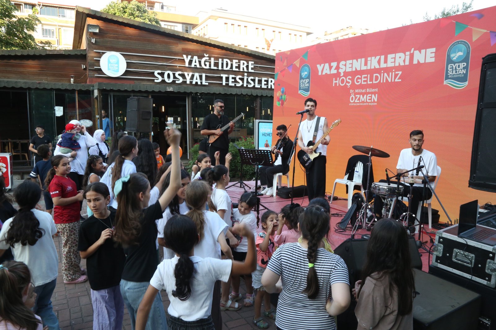 Yeşilpınar “Yaz Şenlikleri” ile şenlendi Yeşilpınar “Yaz Şenlikleri” ile şenlendi